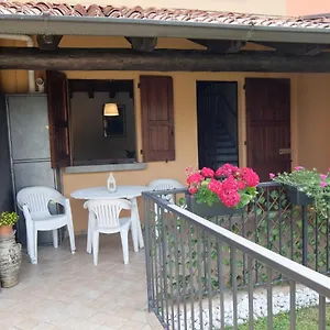 https://oxy-holiday-home.it-lombardy.com